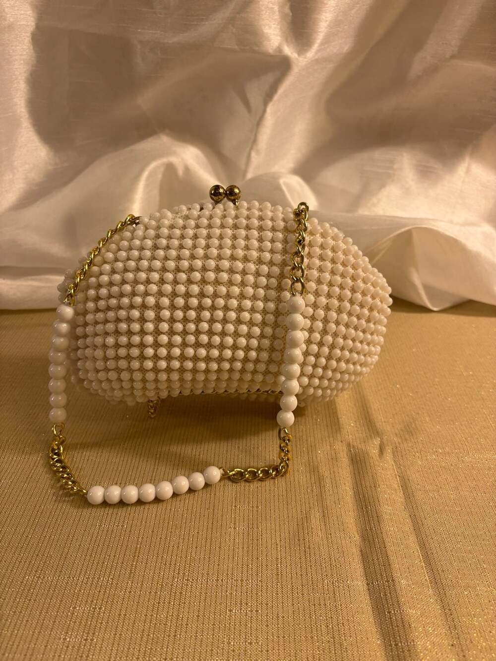 John Wind Vintage White Beaded Clutch Handbag